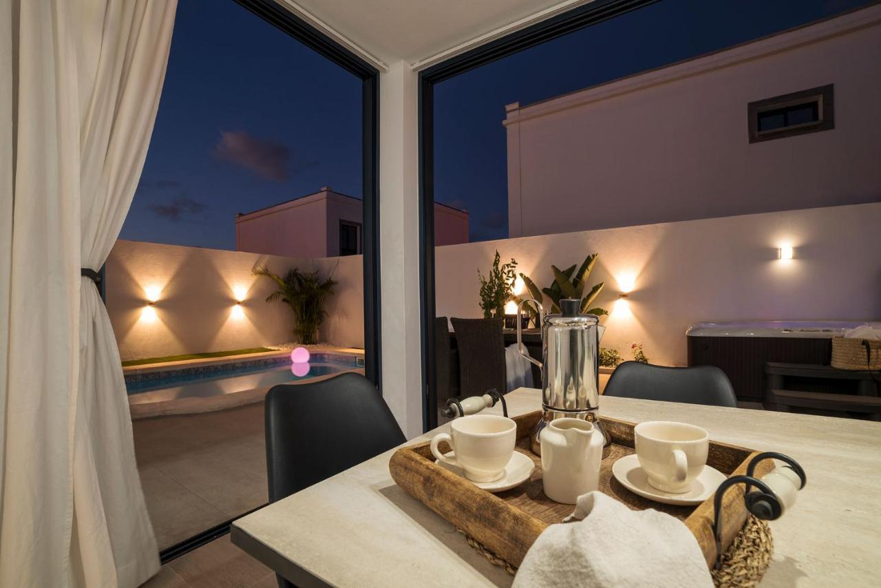 Villa Palmera Jacuzzi Яйса Екстер'єр фото